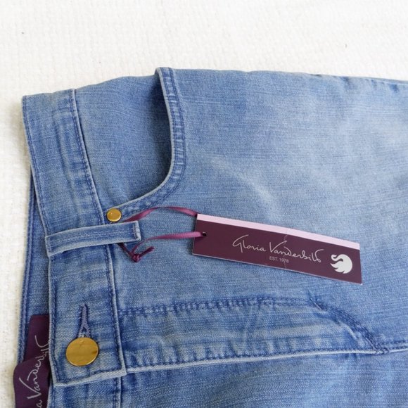 Gloria Vanderbilt Jean Shorts - Picture 5 of 6